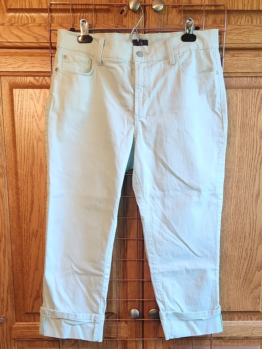 NYDJ Light Mint Green Capri Pants, Size 12